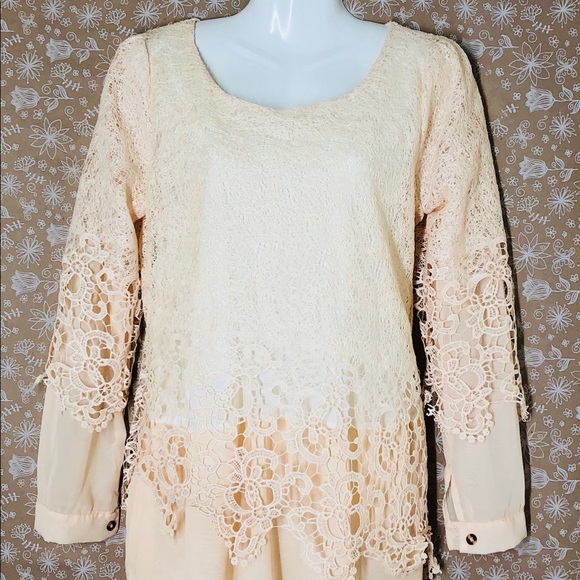 Vintage Classic Victorian style shirt Blouses - Picture 2 of 7